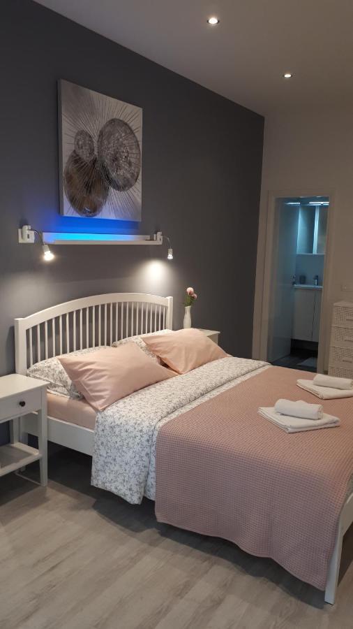 Guesthouse Mila Ровинь Экстерьер фото
