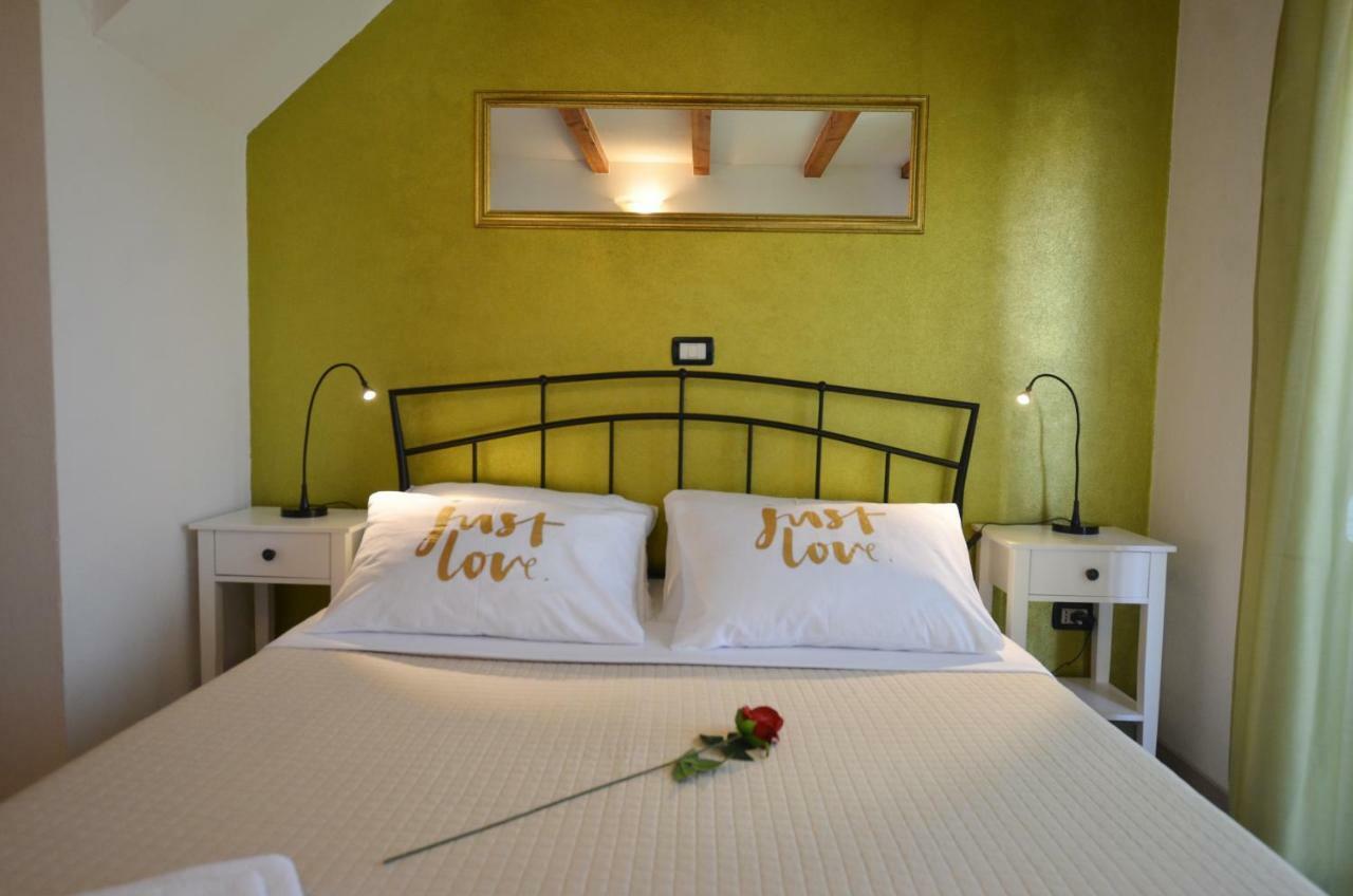 Guesthouse Mila Ровинь Экстерьер фото